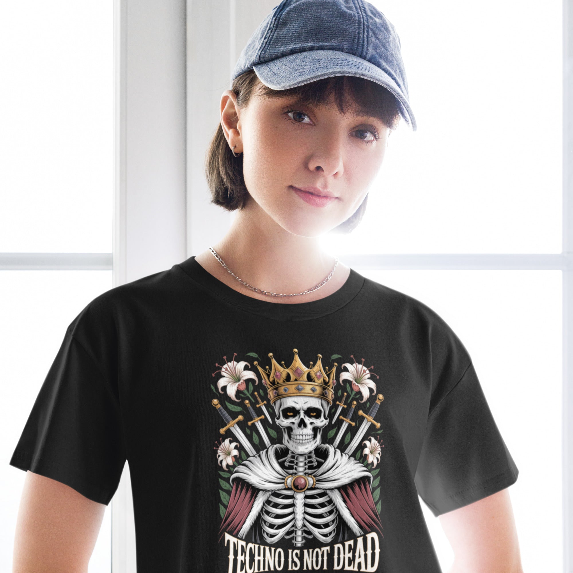 TECHNO IS NOT DEAD | CROP TOP-8